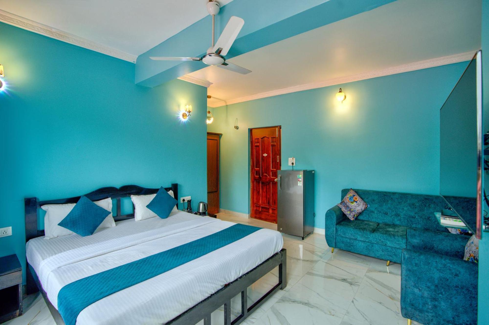 Candolim Beach White Residency Baga Esterno foto